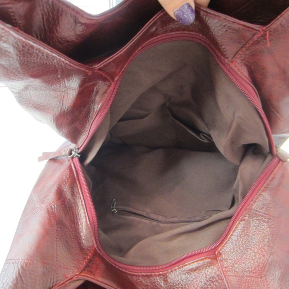 Jing Pin Piju Red Faux Leather Double Handle 3 Compartment Tote - Picture 2 of 12